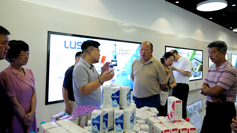 汕頭市政協調研洛斯特制藥